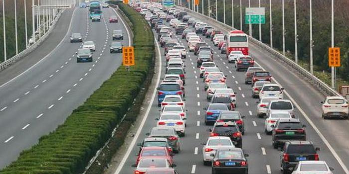 全国道路交通秩序平稳有序运行